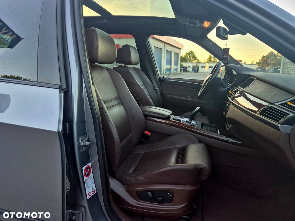 BMW X5 xDrive35d - 25