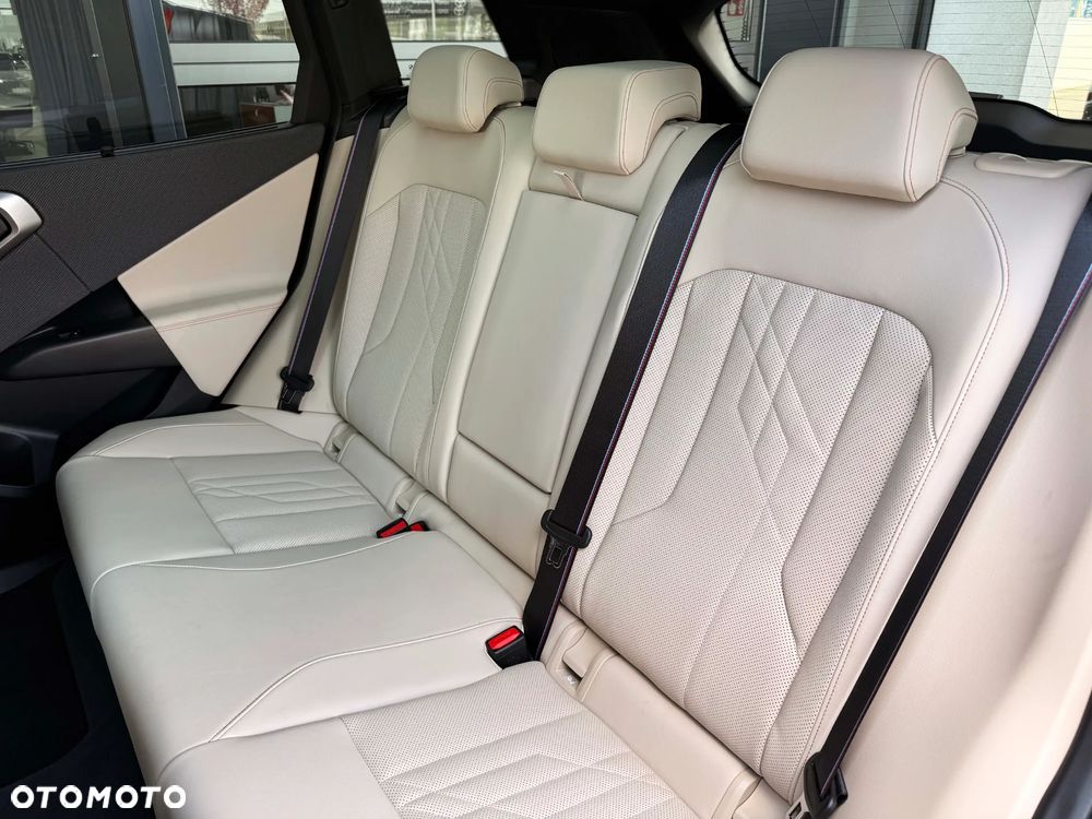 BMW X3 xDrive30e - 34