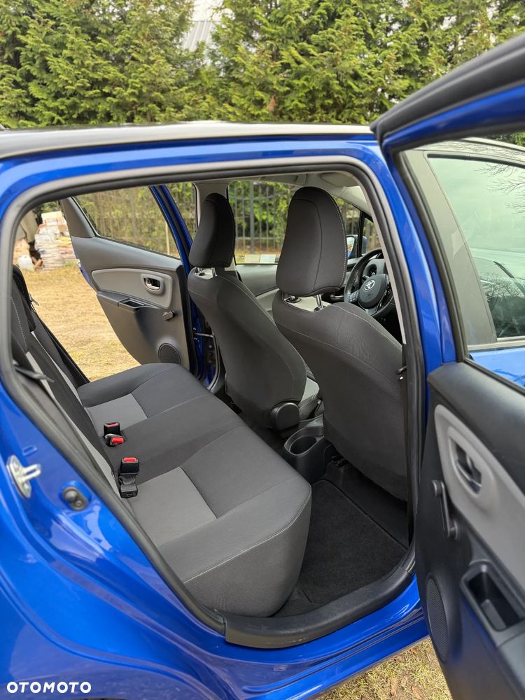 Toyota Yaris 1.5 Premium - 9