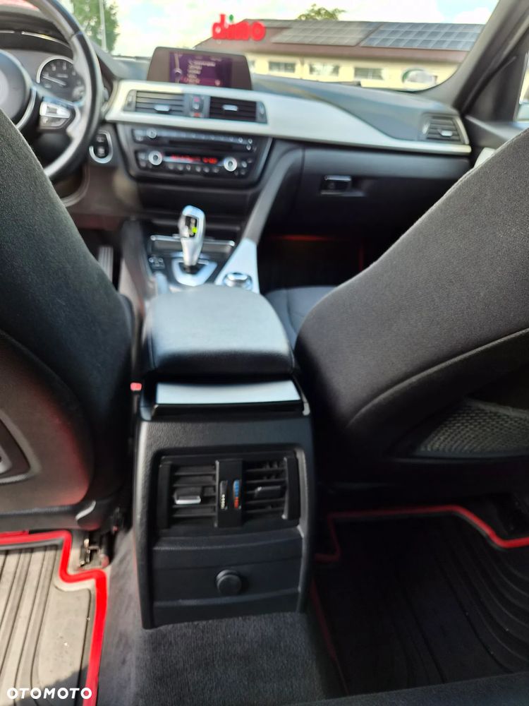 BMW Seria 3 316d - 25