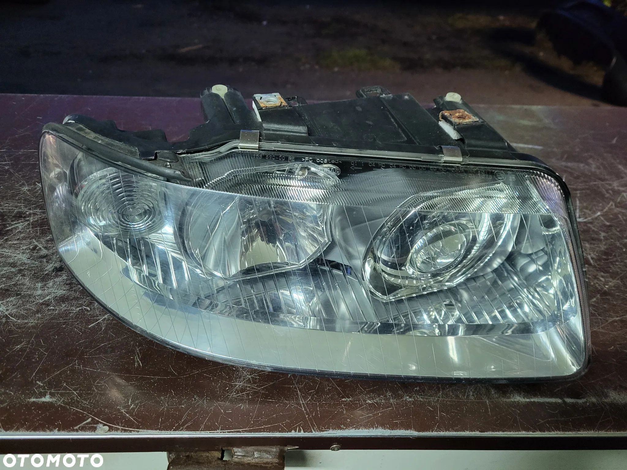 Audi a3 99-02 xenon prawa - 1