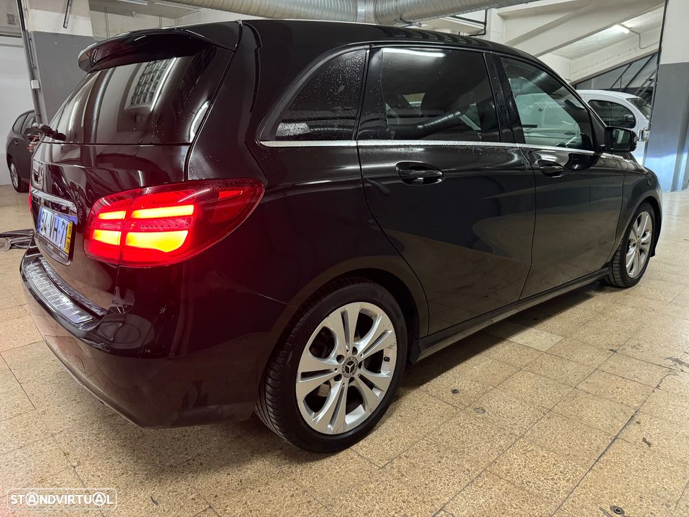 Mercedes-Benz B 180 d Urban - 13