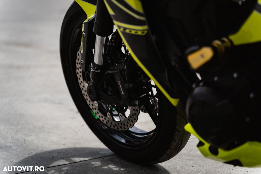 Kawasaki Z 1000R - 7