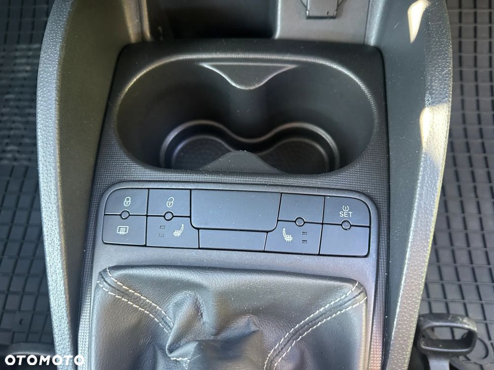 Seat Ibiza SC 1.2 12V - 21
