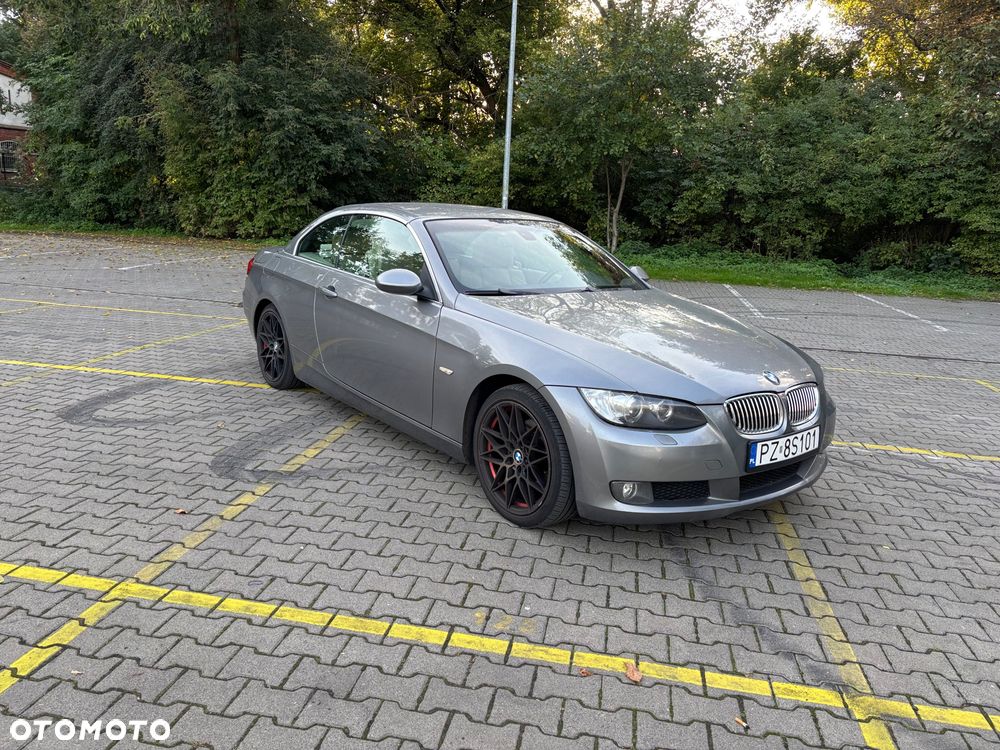 BMW Seria 3 320i - 1