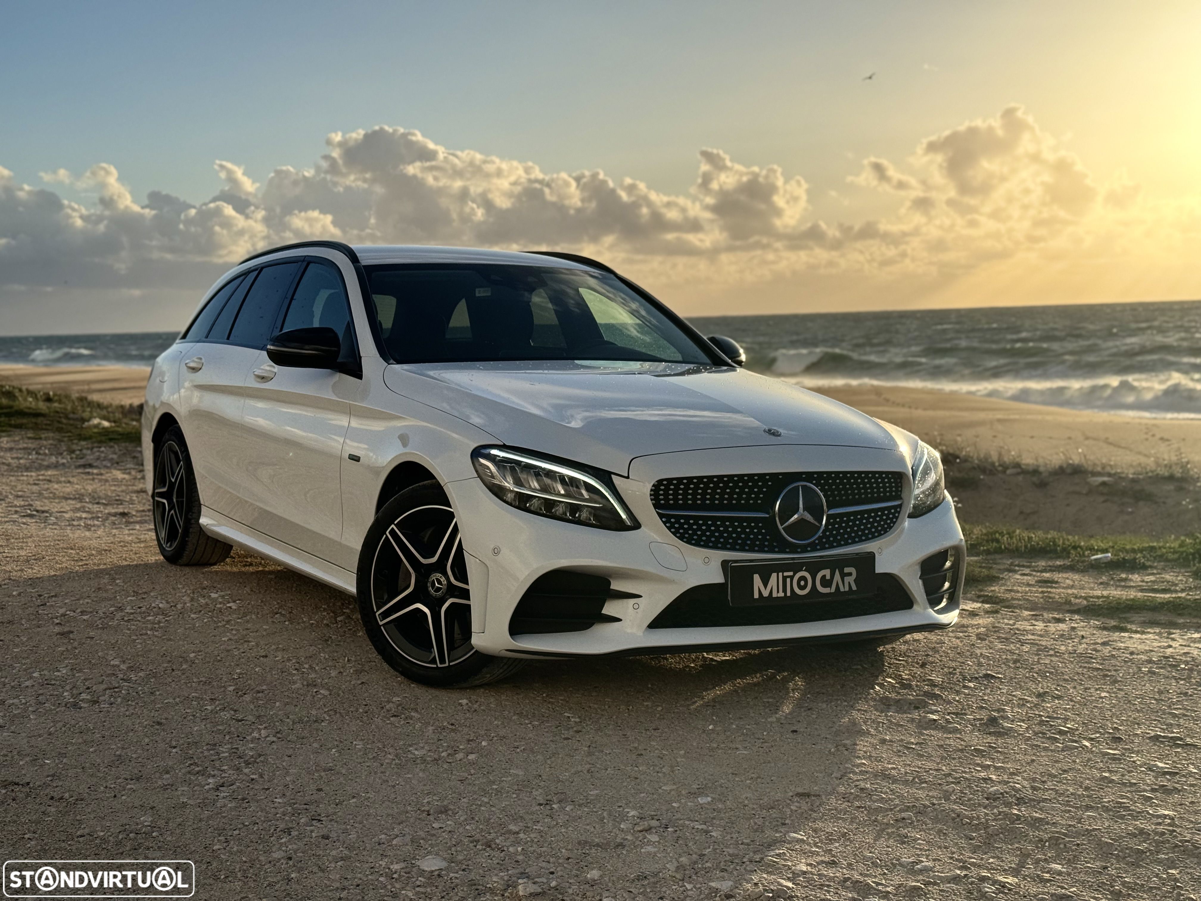 Mercedes-Benz C 300 e AMG Line - 1