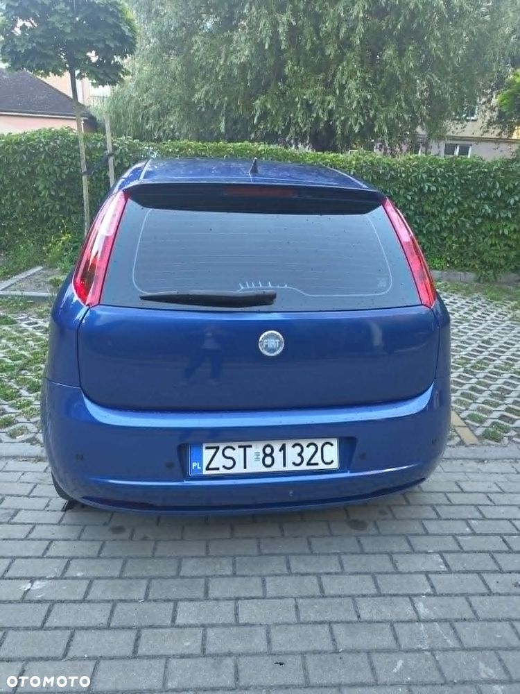 Fiat Grande Punto 1.4 8V Racing - 6