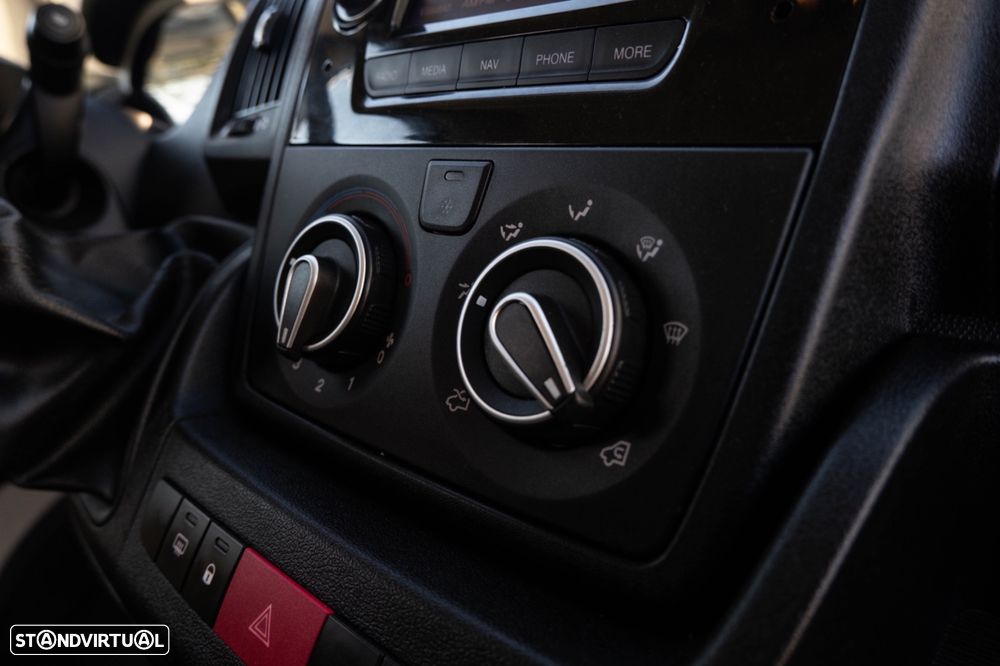 Peugeot Boxer 7 lugares - 16