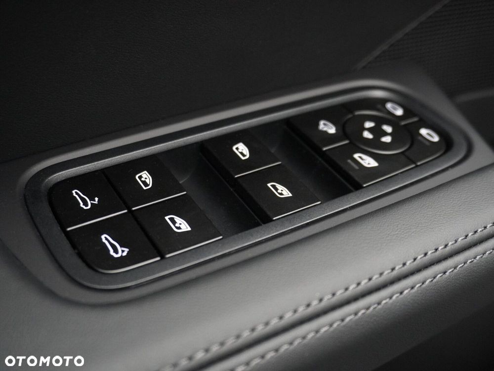 Porsche Cayenne Black Edition - 20