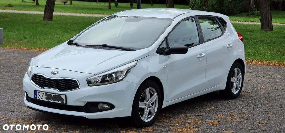 Kia Ceed 1.4 CVVT Attract Plus - 3