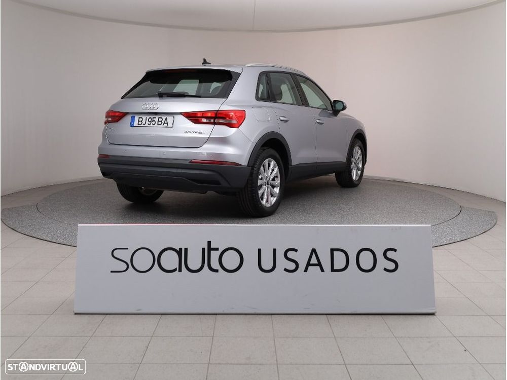 Audi Q3 45 TFSIe S tronic - 8
