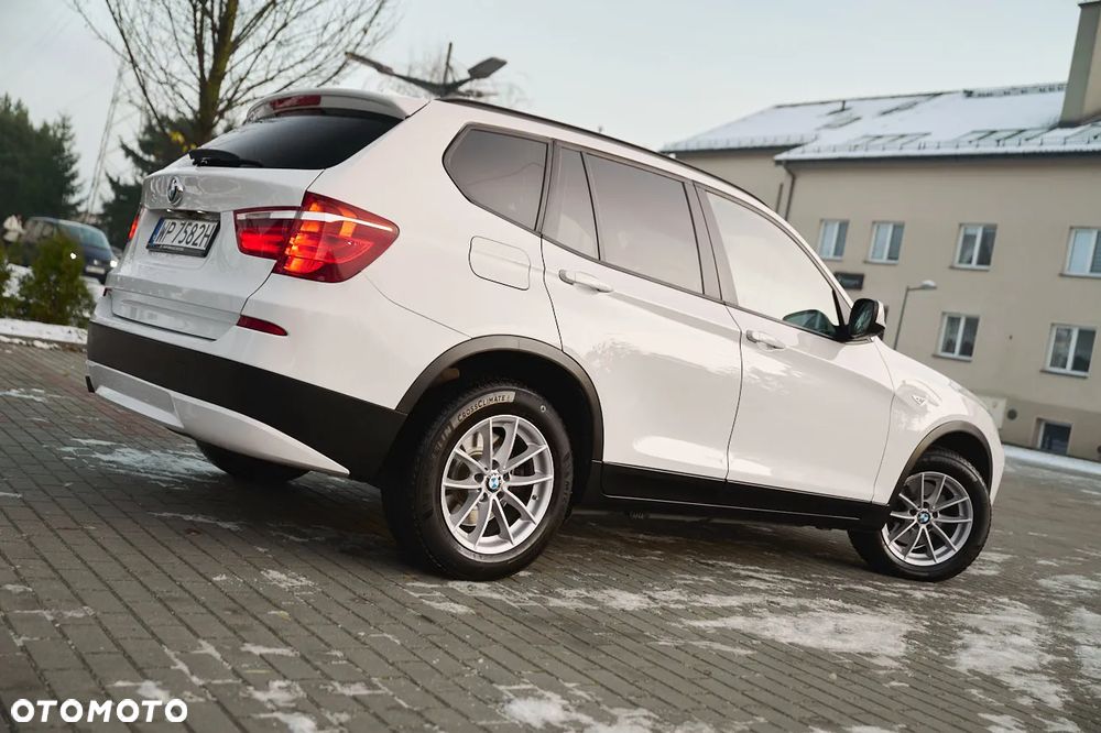 BMW X3 xDrive20d - 16