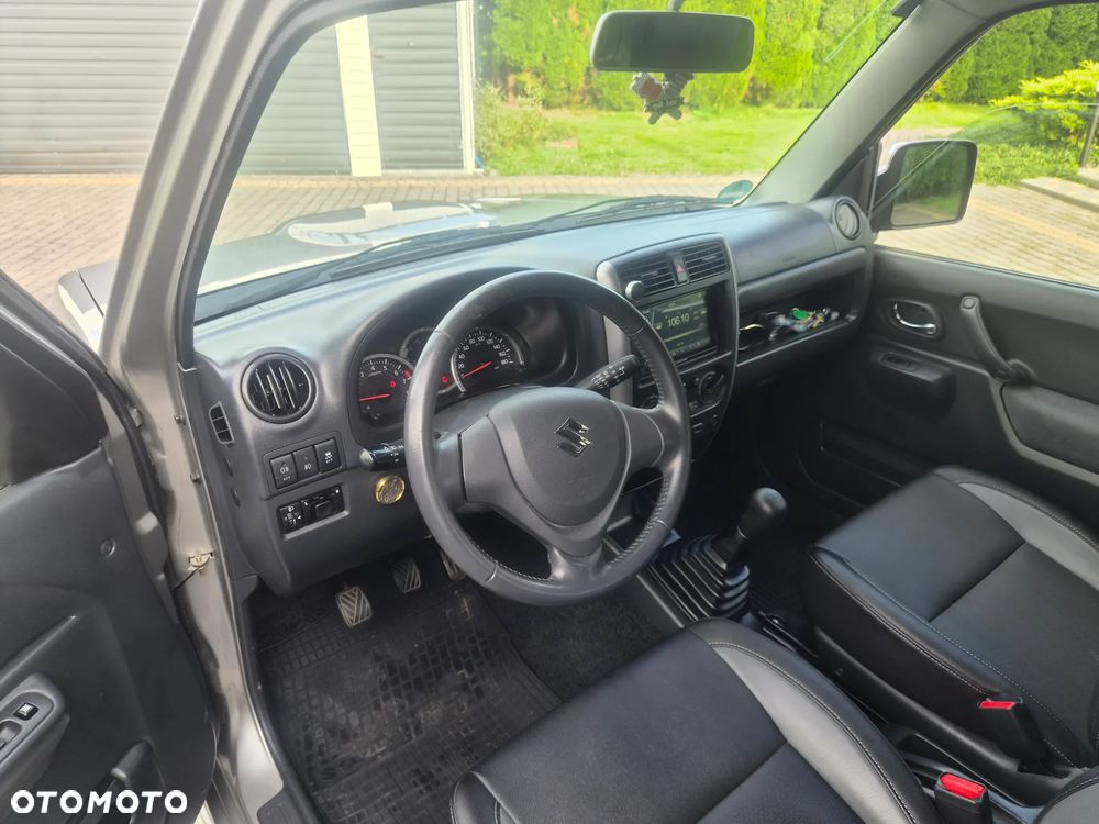 Suzuki Jimny - 12