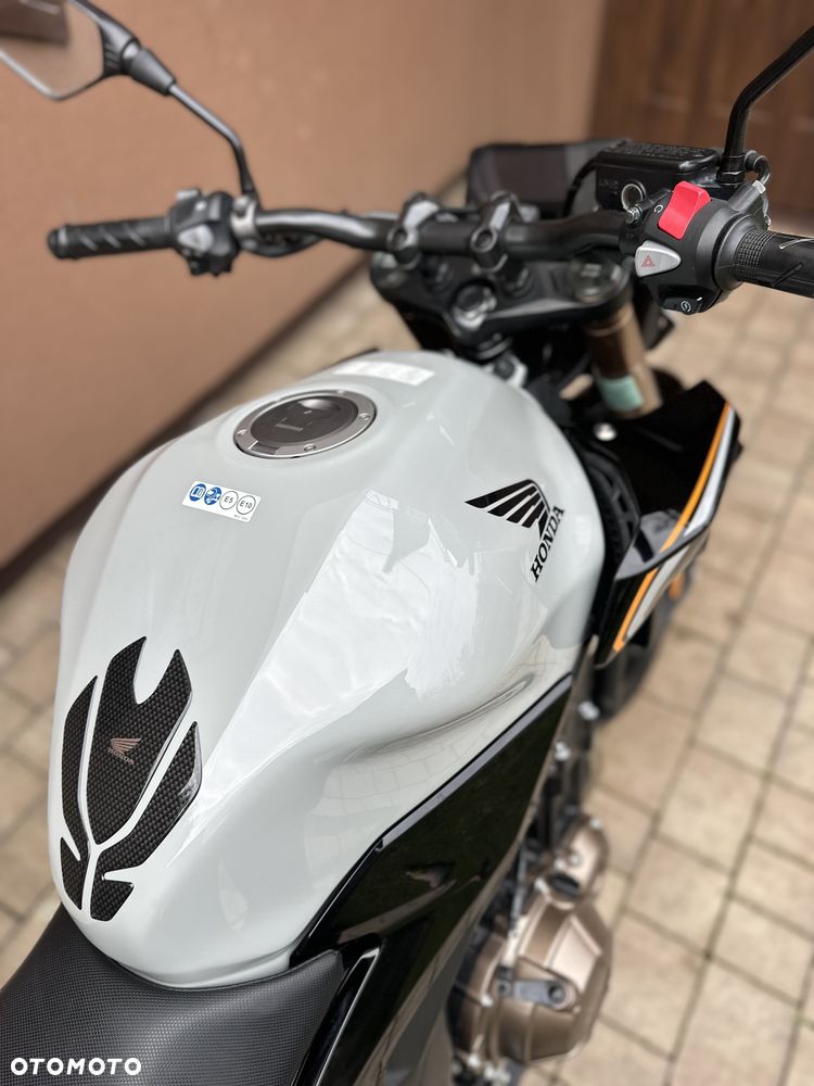 Honda CB - 9
