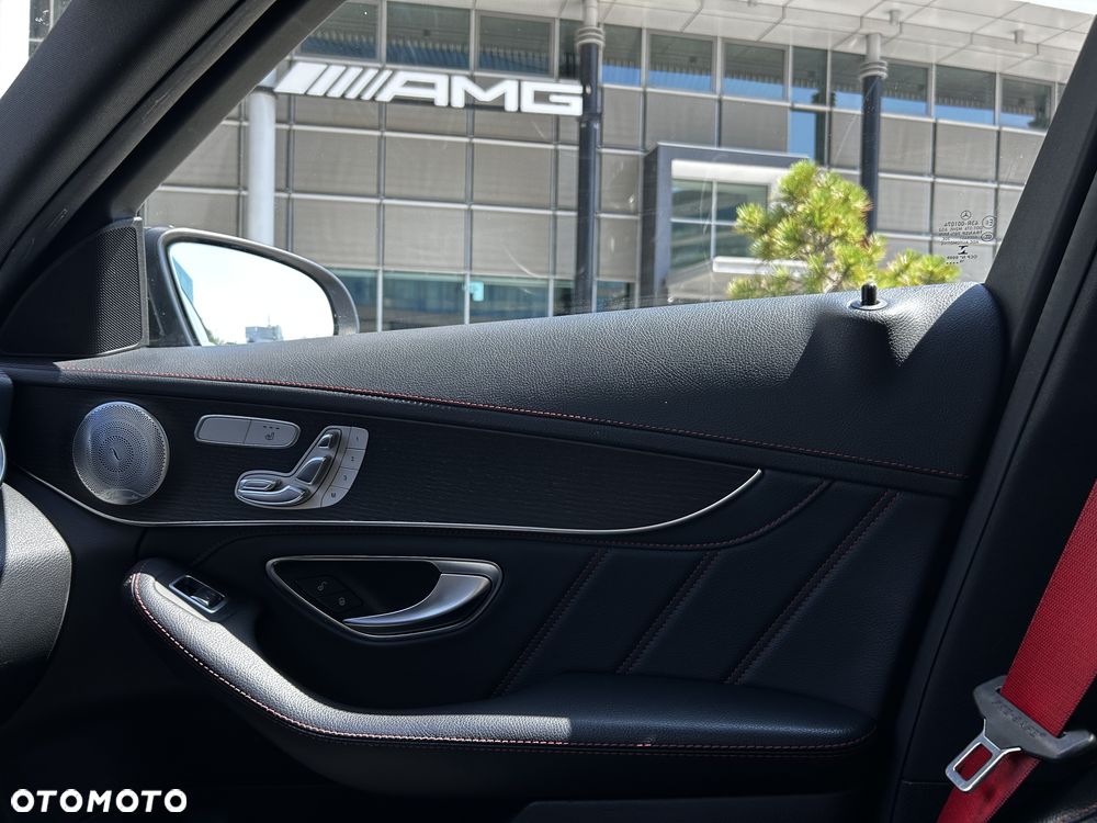 Mercedes-Benz Klasa C 43 AMG 4MATIC - 18