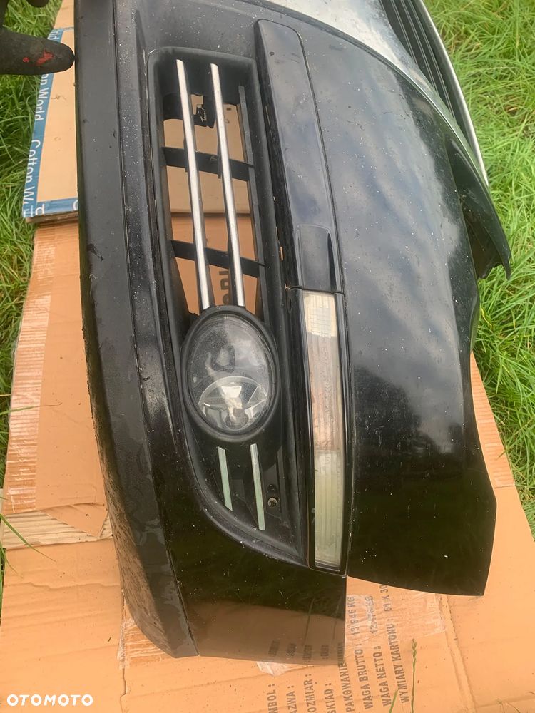 ZDERZAK PRZEDNI PASSAT B6 LC9X - 2