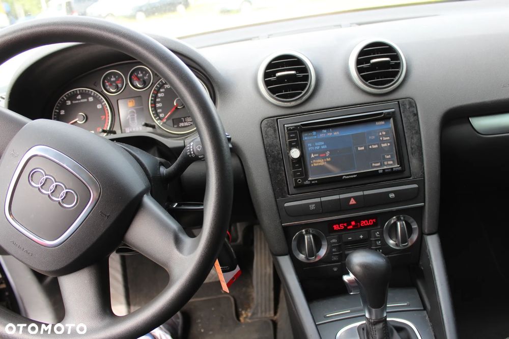 Audi A3 3-drzwiowe 1.4 TFSI Ambiente S tronic - 8