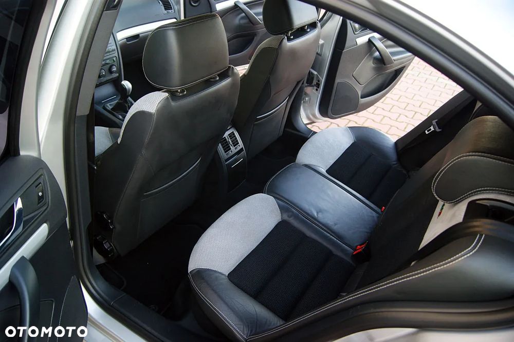 Skoda Octavia 2.0 TFSI RS - 30