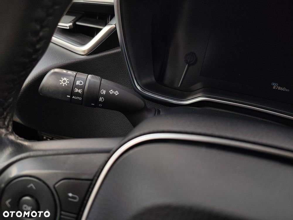 Toyota Corolla 1.8 Hybrid Comfort - 16
