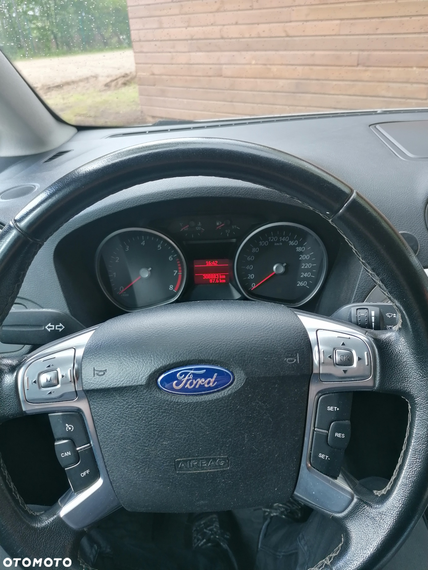 Ford Galaxy - 6