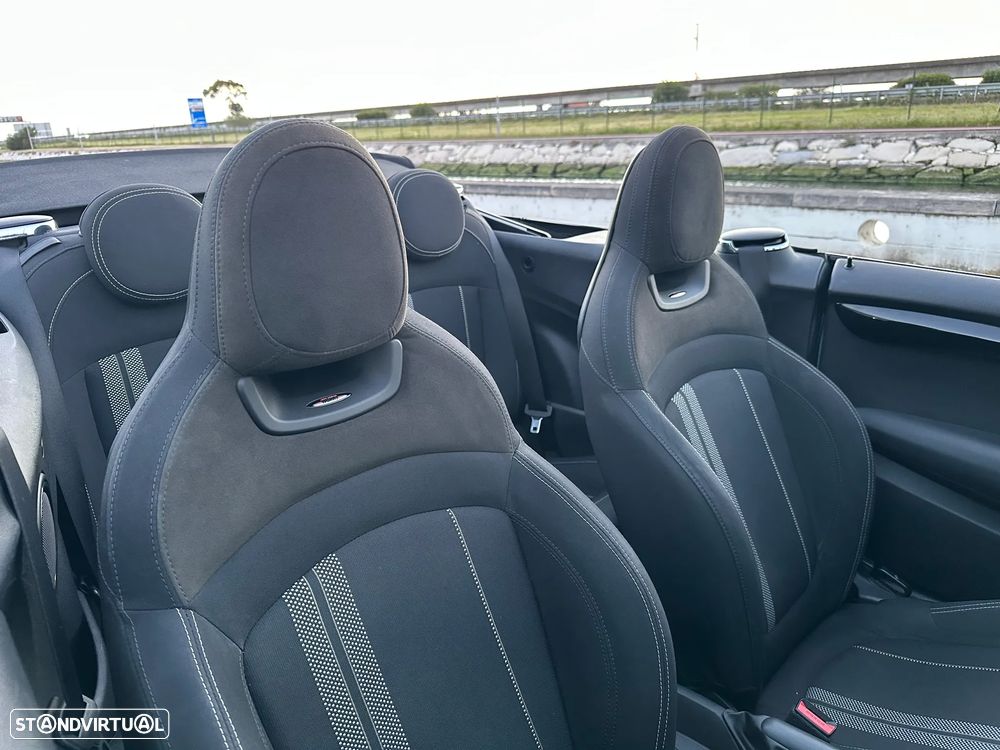 MINI Cabrio Cooper D Auto - 36