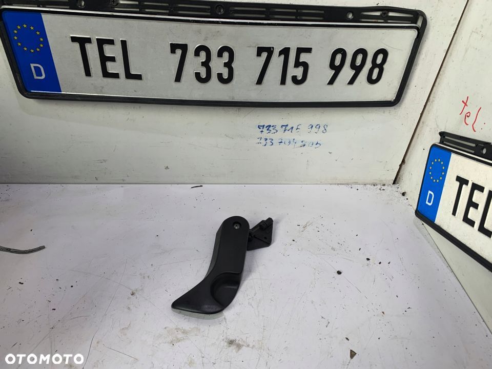 RĄCZKA UCHWYT MASKI PLASTIK LINKI BMW E39 - 2