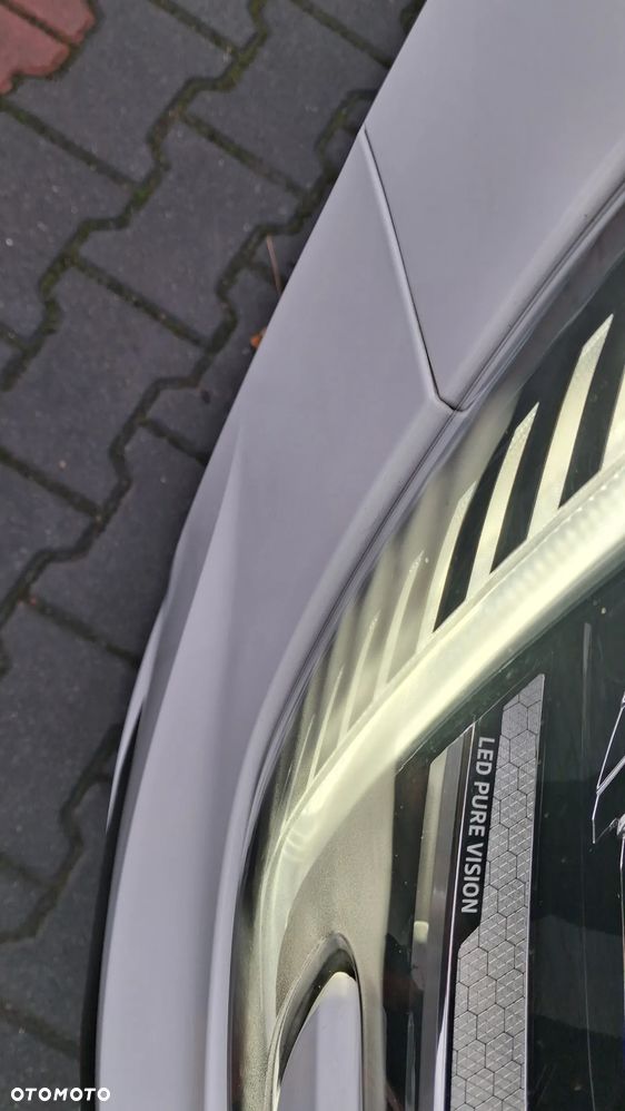 Renault Megane TCe 140 GPF ZEN - 11