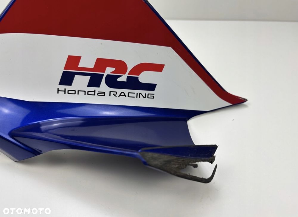 Lewe górne wypełnienie bocznej owiewki Honda CBR 600RR PC69 2024- Oryginał - 6