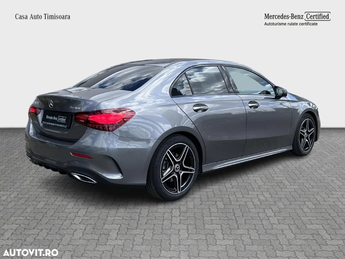 Mercedes-Benz A 220 4MATIC Sedan Aut. - 6