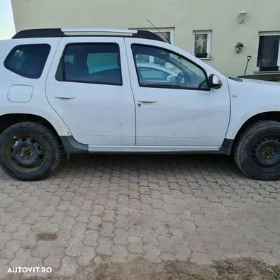 Dezmembrez Dacia Duster an 2012 - 2