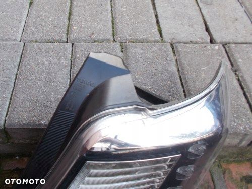 TOYOTA YARIS III HYBRID LAMPA TYLNA PRAWA LED EUROPA! - 6
