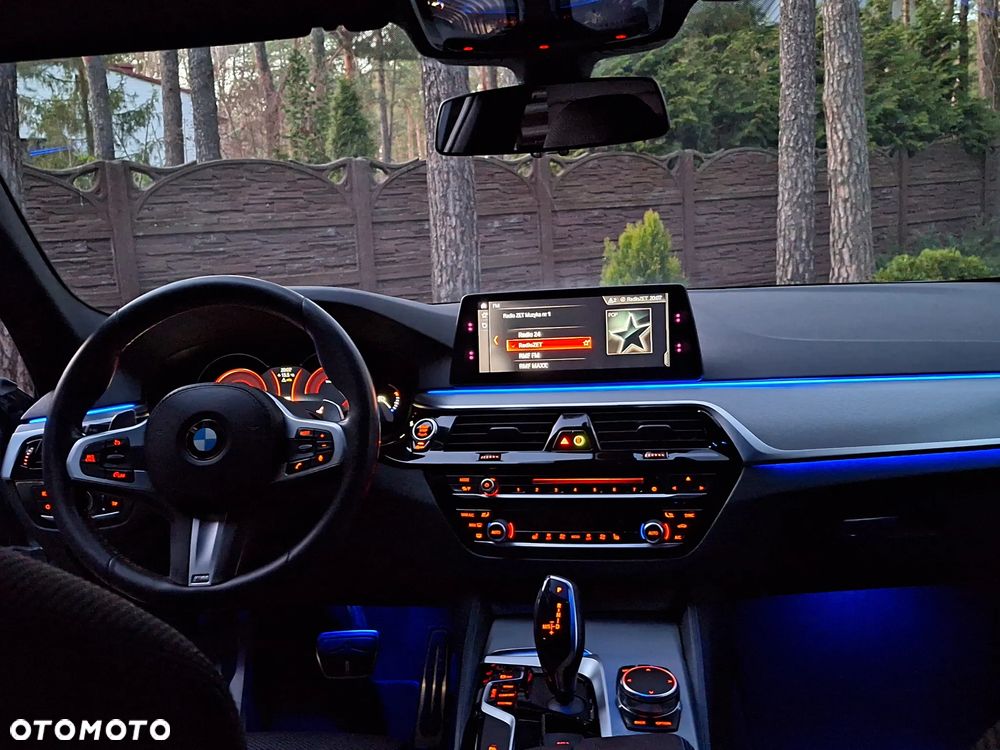 BMW Seria 5 520d xDrive M Sport sport - 13