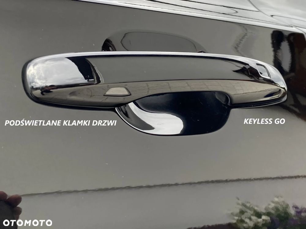 Volvo XC 60 B4 D Plus Dark - 33