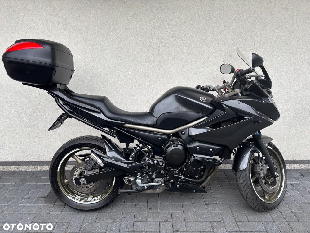 Yamaha XJ - 3