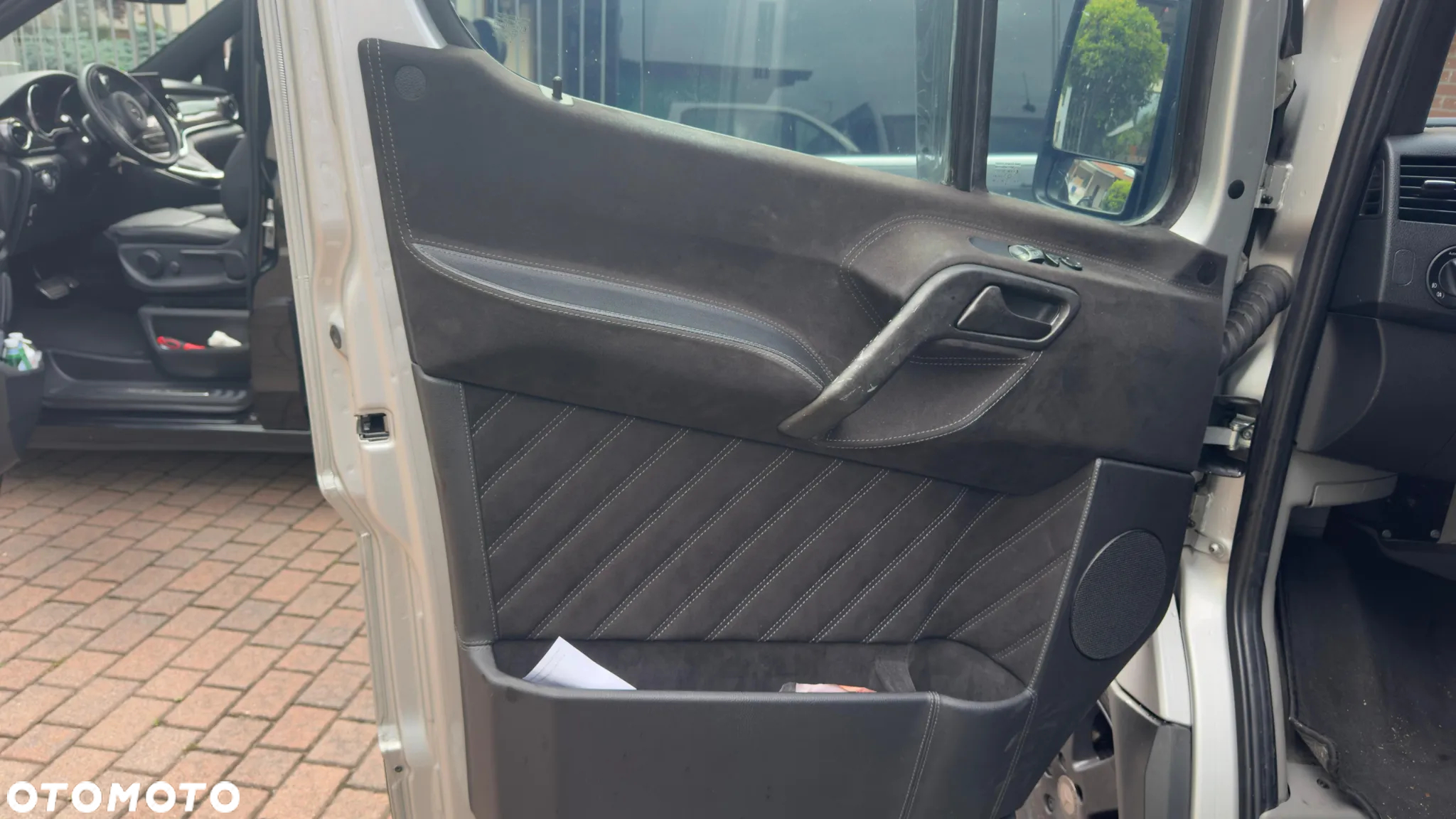 Mercedes-Benz Sprinter - 18
