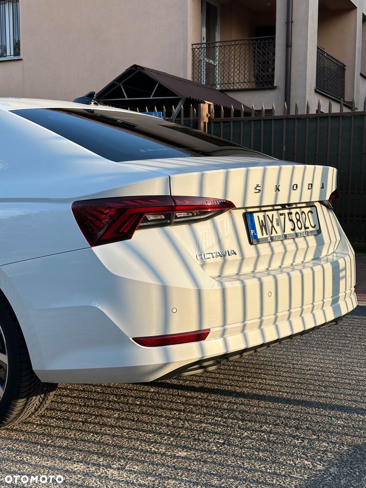 Skoda Octavia 2.0 TDI Style DSG - 4