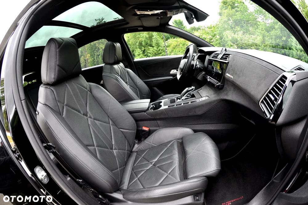 DS Automobiles DS 7 Crossback - 26