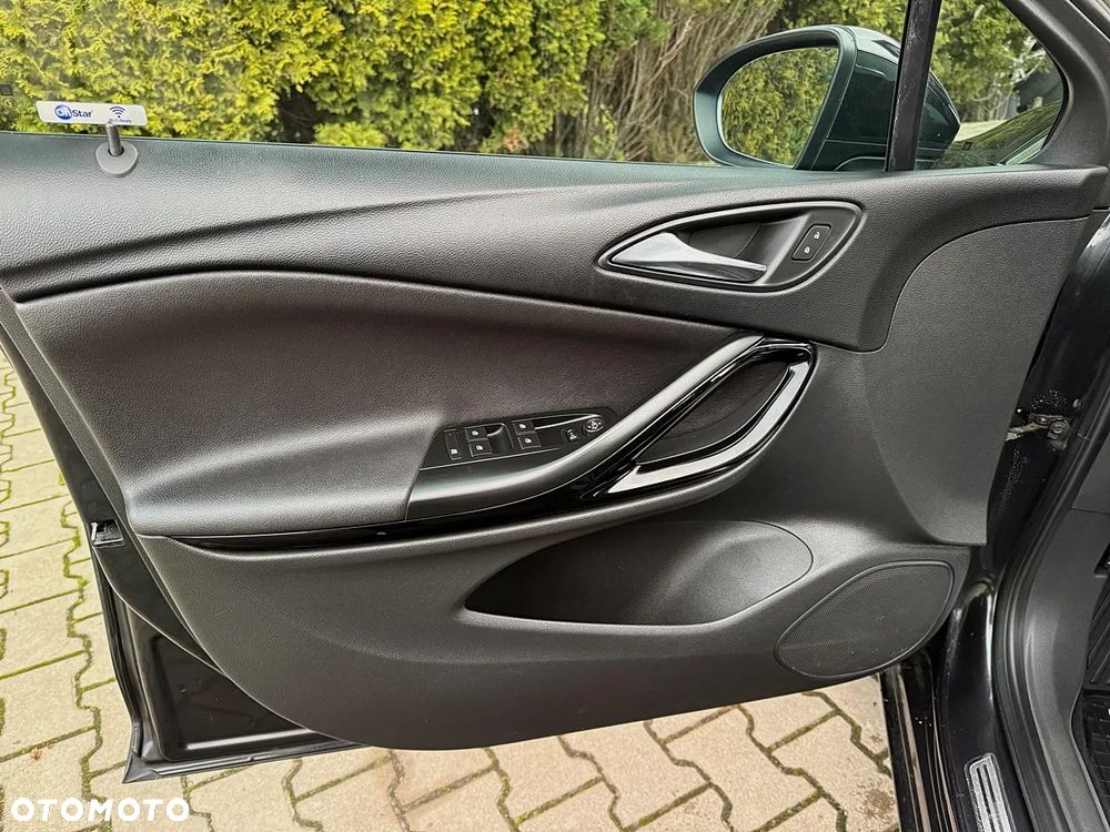 Opel Astra 1.6 BiTurbo D (CDTI) Start/Stop Innovation - 22