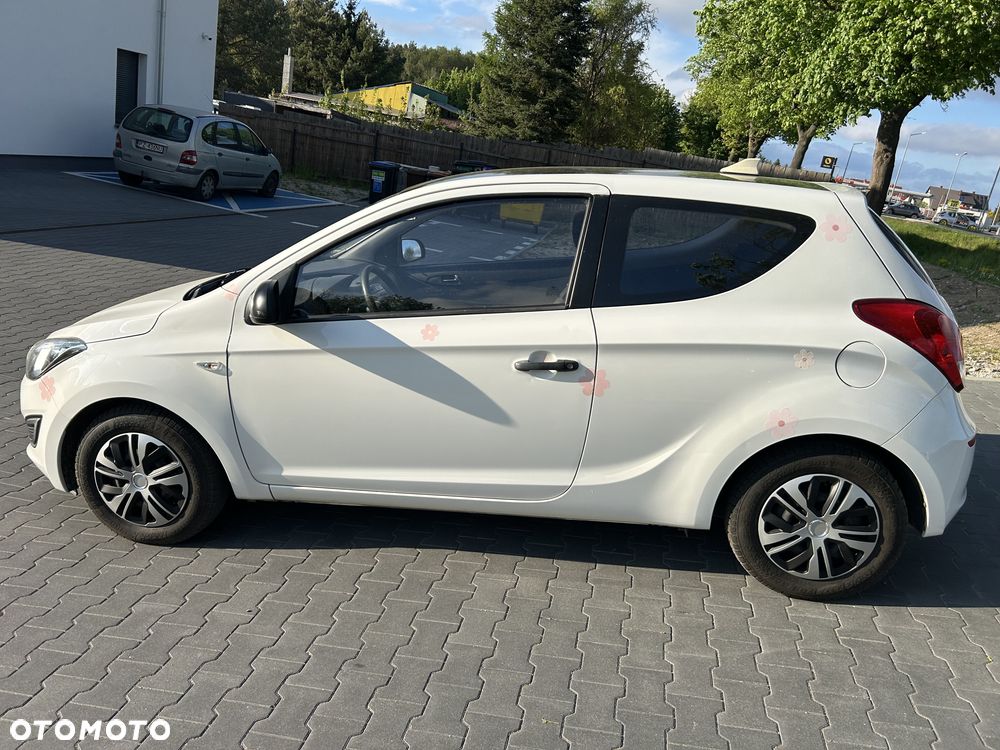 Hyundai i20 - 13