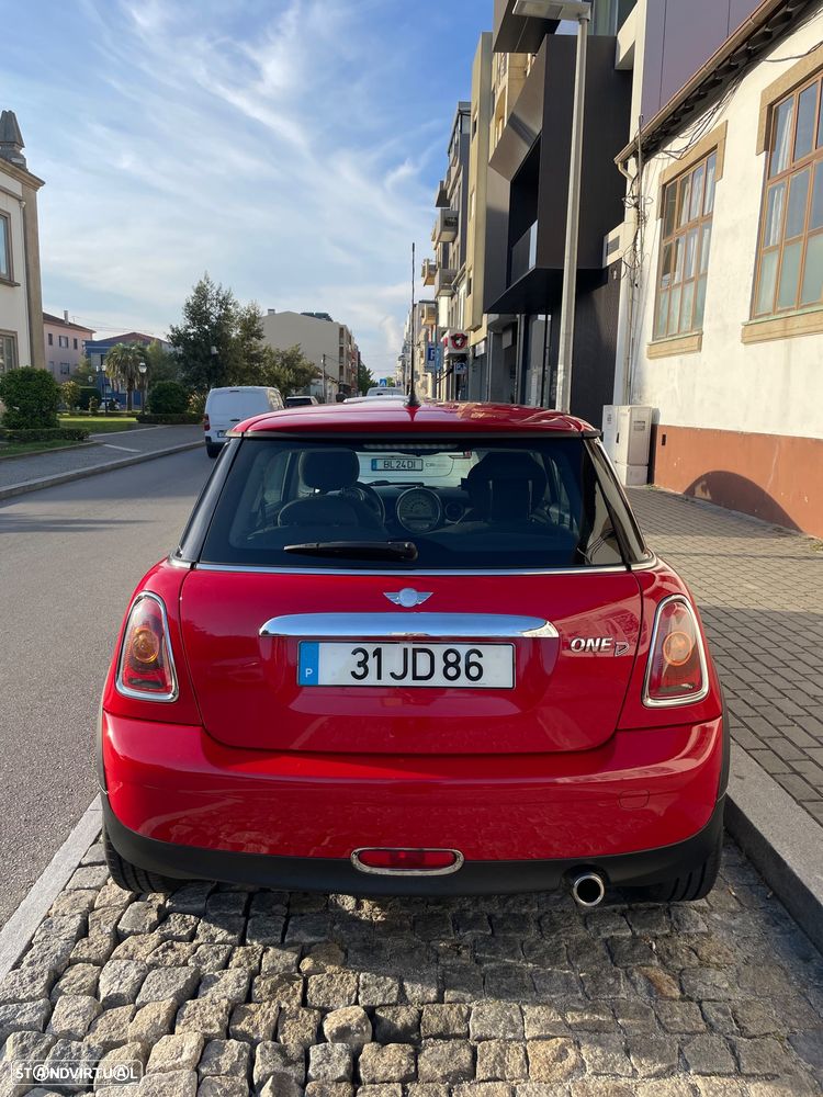 MINI 3 Portas One D - 5