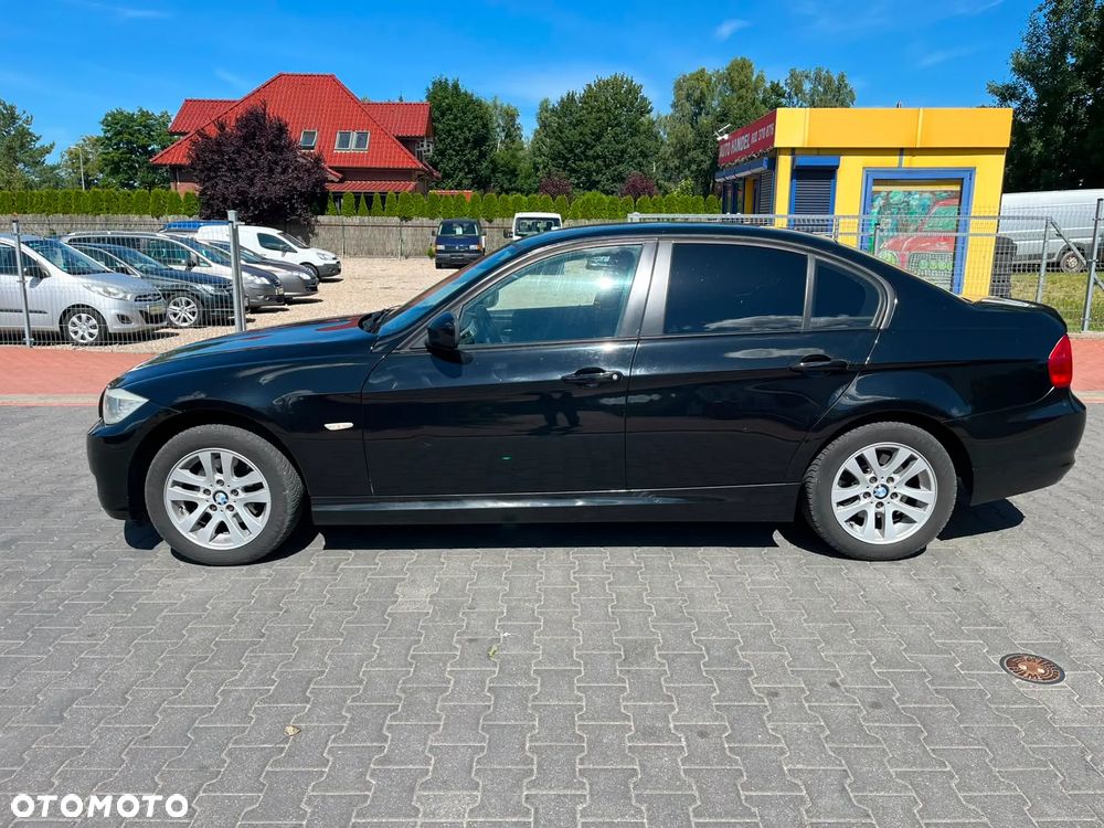 BMW Seria 3 316d - 13