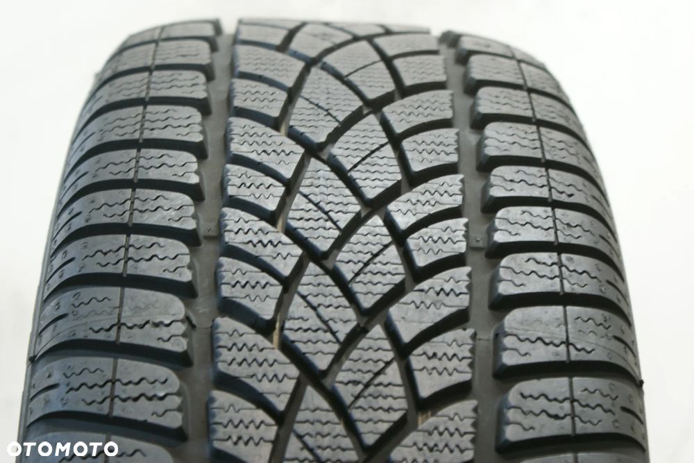 215/60R16 DUNLOP WINTER SPORT 3D , 8,1mm - 1