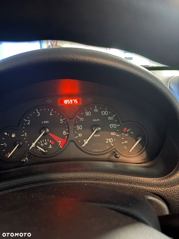 Peugeot 206 - 11