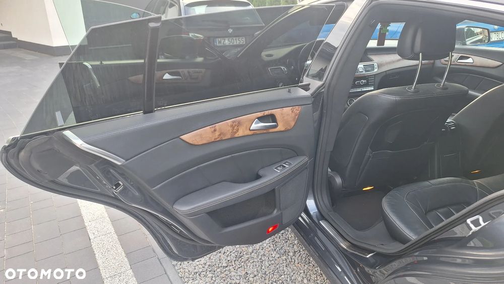Mercedes-Benz CLS - 20