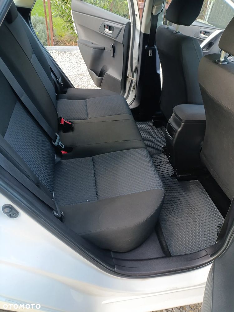 Toyota Auris 1.4 D-4D Life - 10