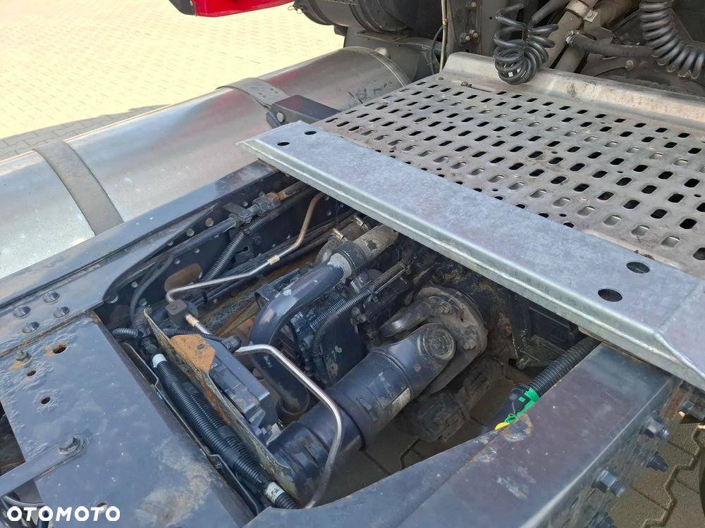 Iveco S-WAY - 11
