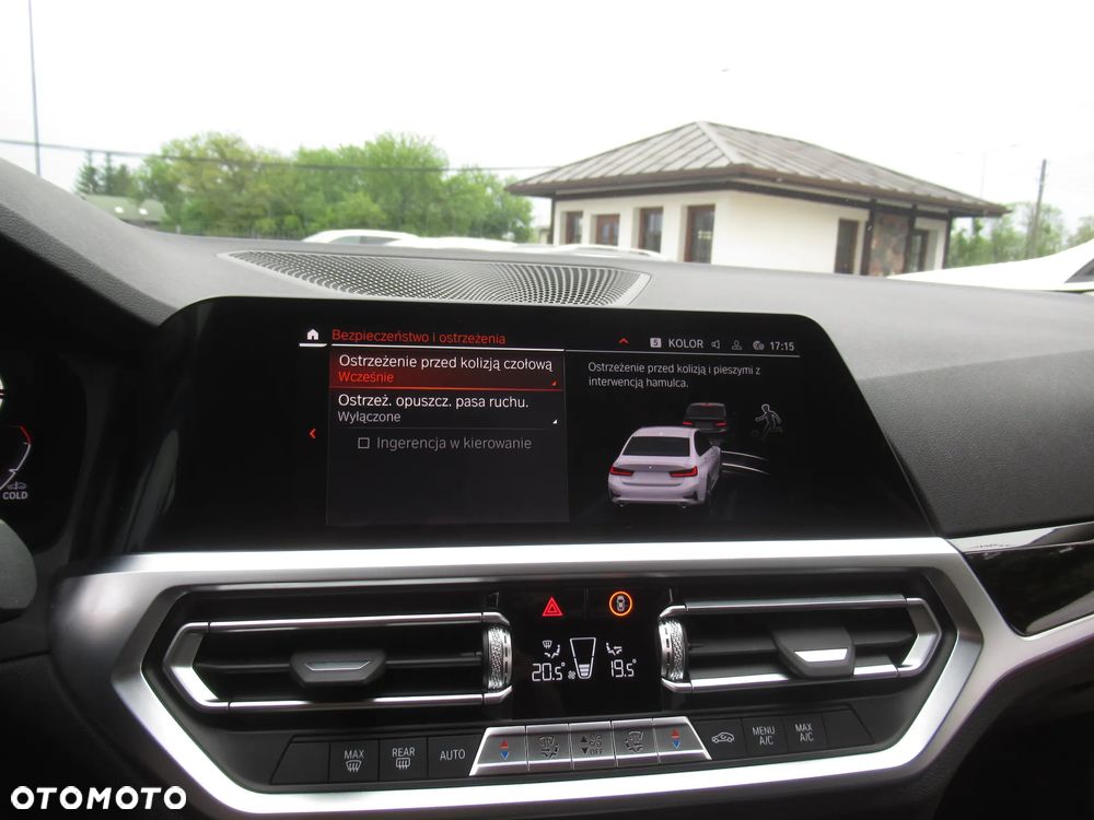 BMW Seria 3 318i Sport Line - 20