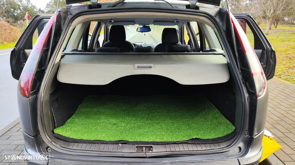 Ford Focus SW 1.6 TDCi Ghia - 22