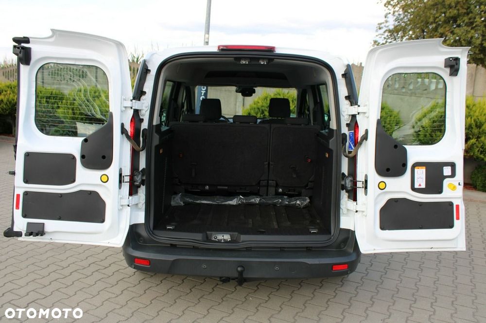 Ford Transit Connect - 32