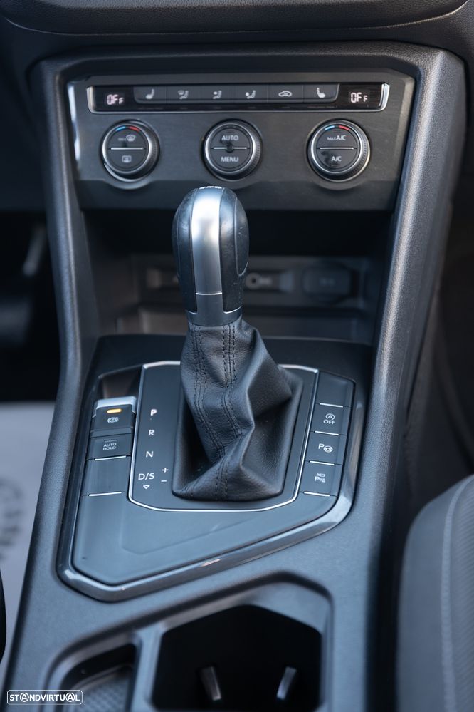 VW Tiguan Allspace 2.0 TDI Confortline DSG - 5